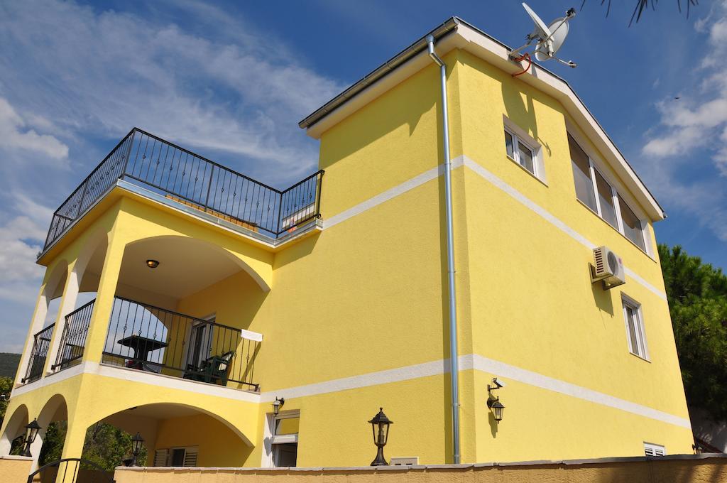 Apartments Villa-G Lustica 蒂瓦特 外观 照片
